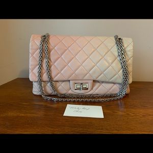 24 hour only. Chanel Gradient Pink Reissue 227